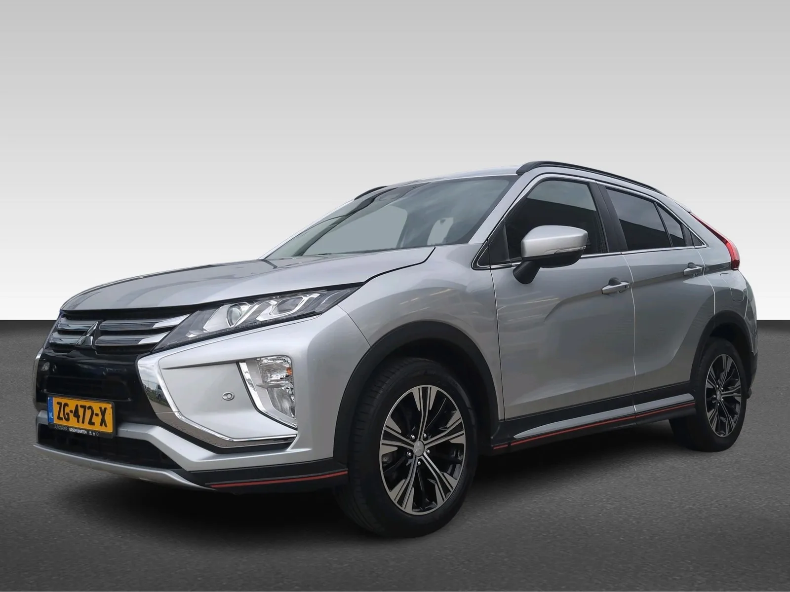 Mitsubishi Eclipse Cross (2019) — foto 1