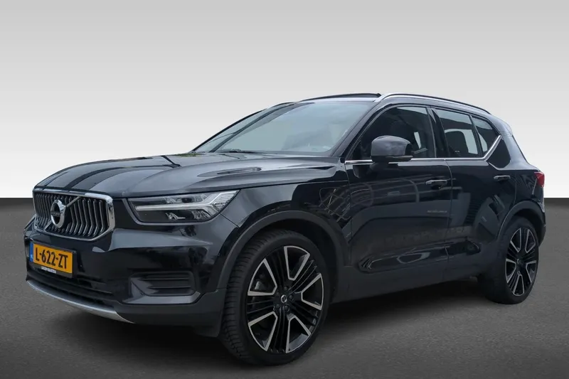 Volvo XC40 (2021)