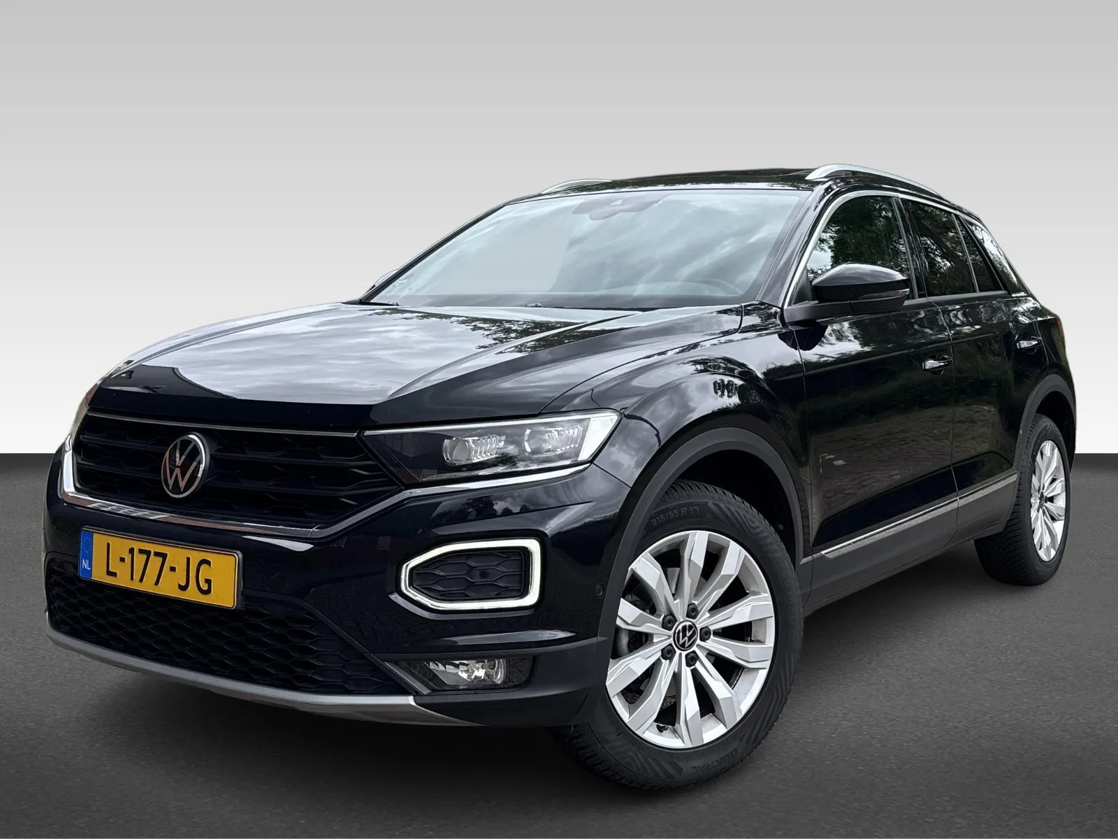 Volkswagen T-Roc (2021) — foto 1