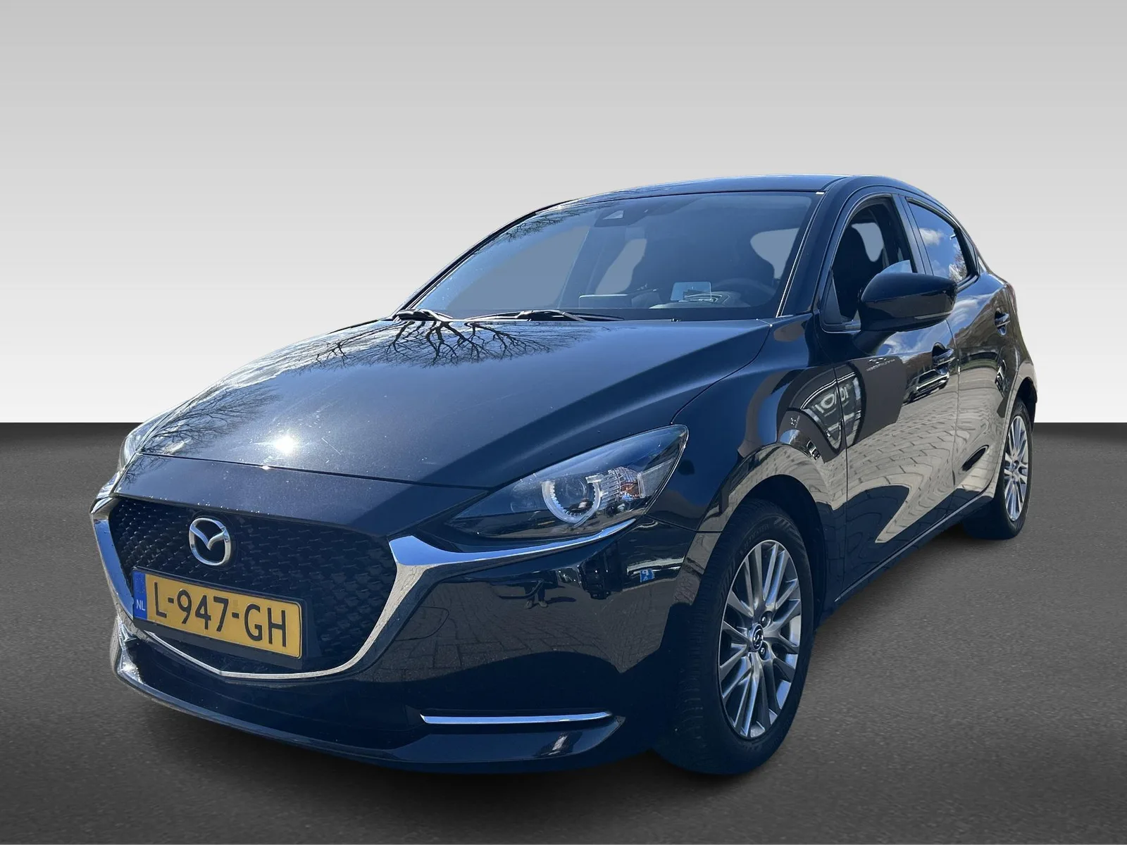 Mazda 2 (2021) — foto 1
