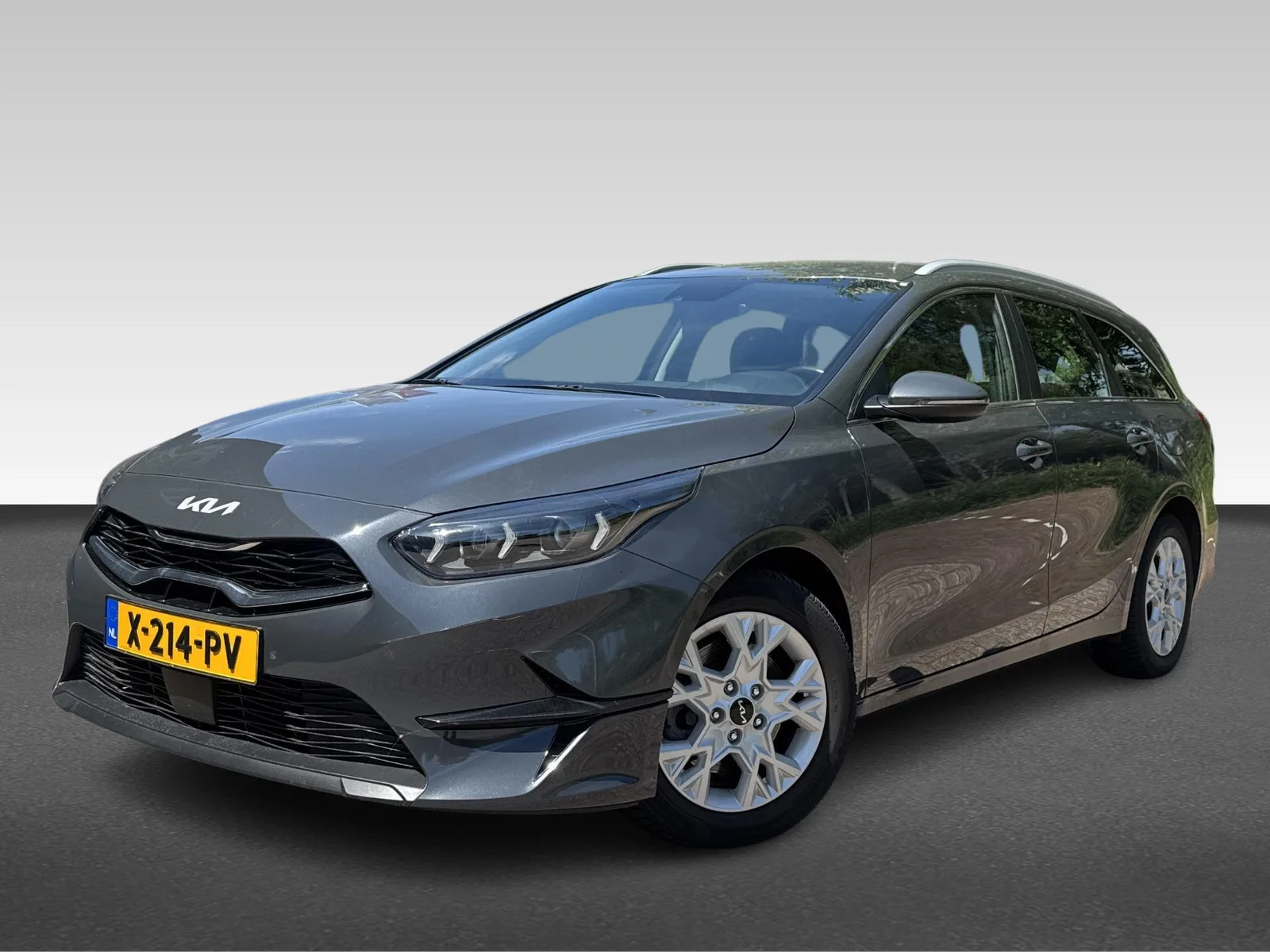 Kia Ceed (2024) — foto 1