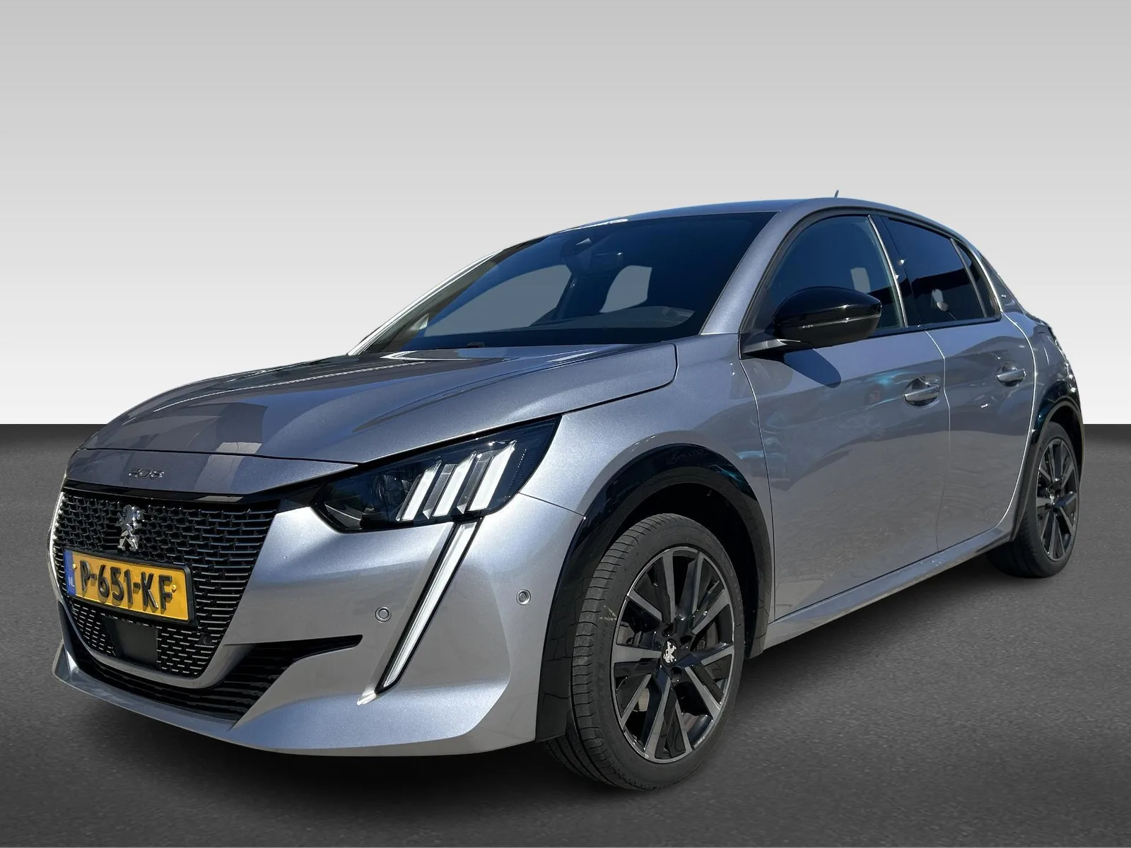 Peugeot 208 (2022) — foto 1