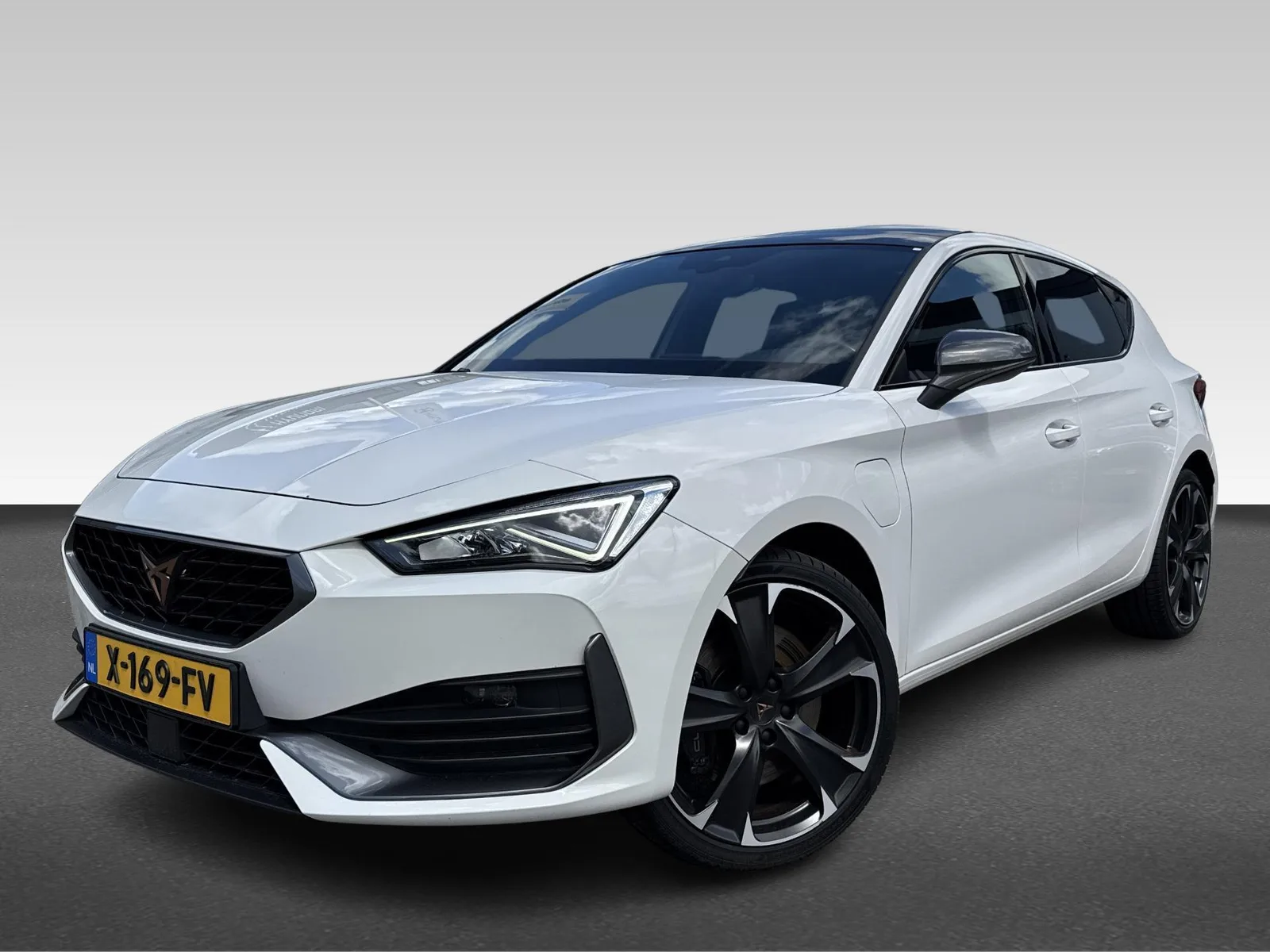 CUPRA Leon (2021) — foto 1