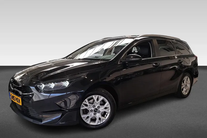Kia Ceed (2023)