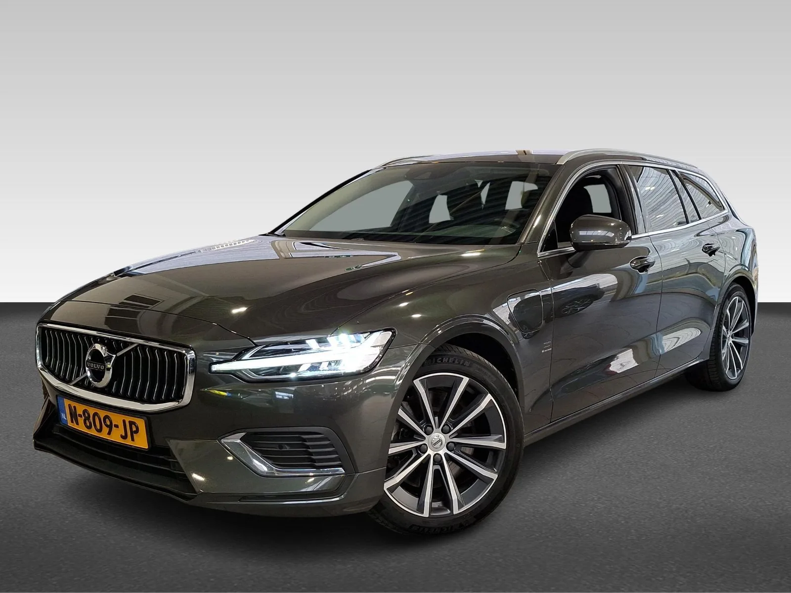 Volvo V60 (2021) — foto 1
