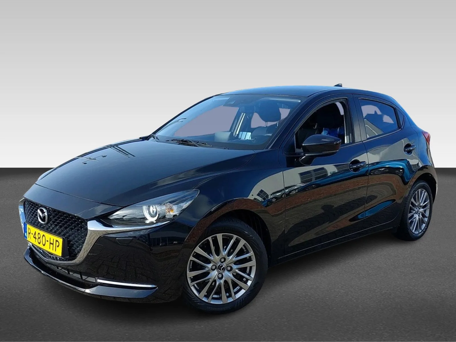 Mazda 2 (2022) — foto 1