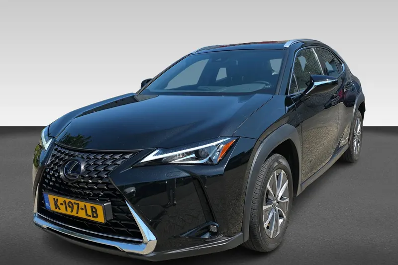 Lexus UX (2020)