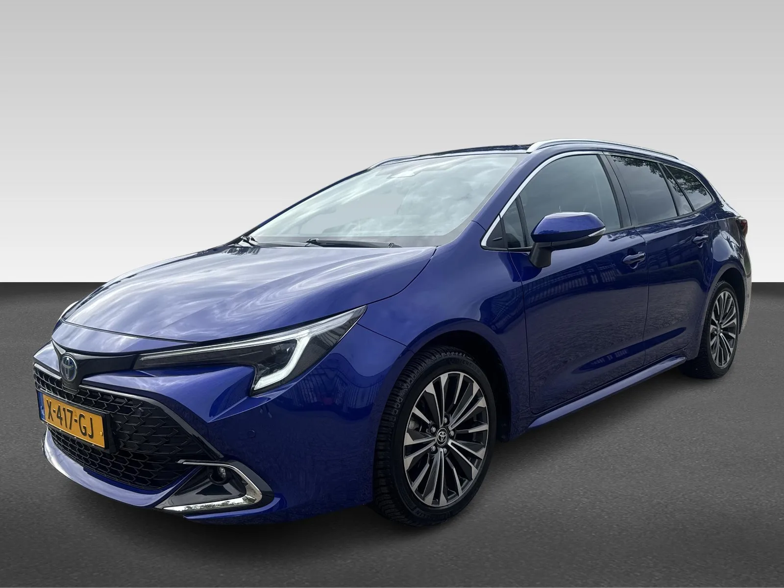 Toyota Corolla (2023) — foto 1