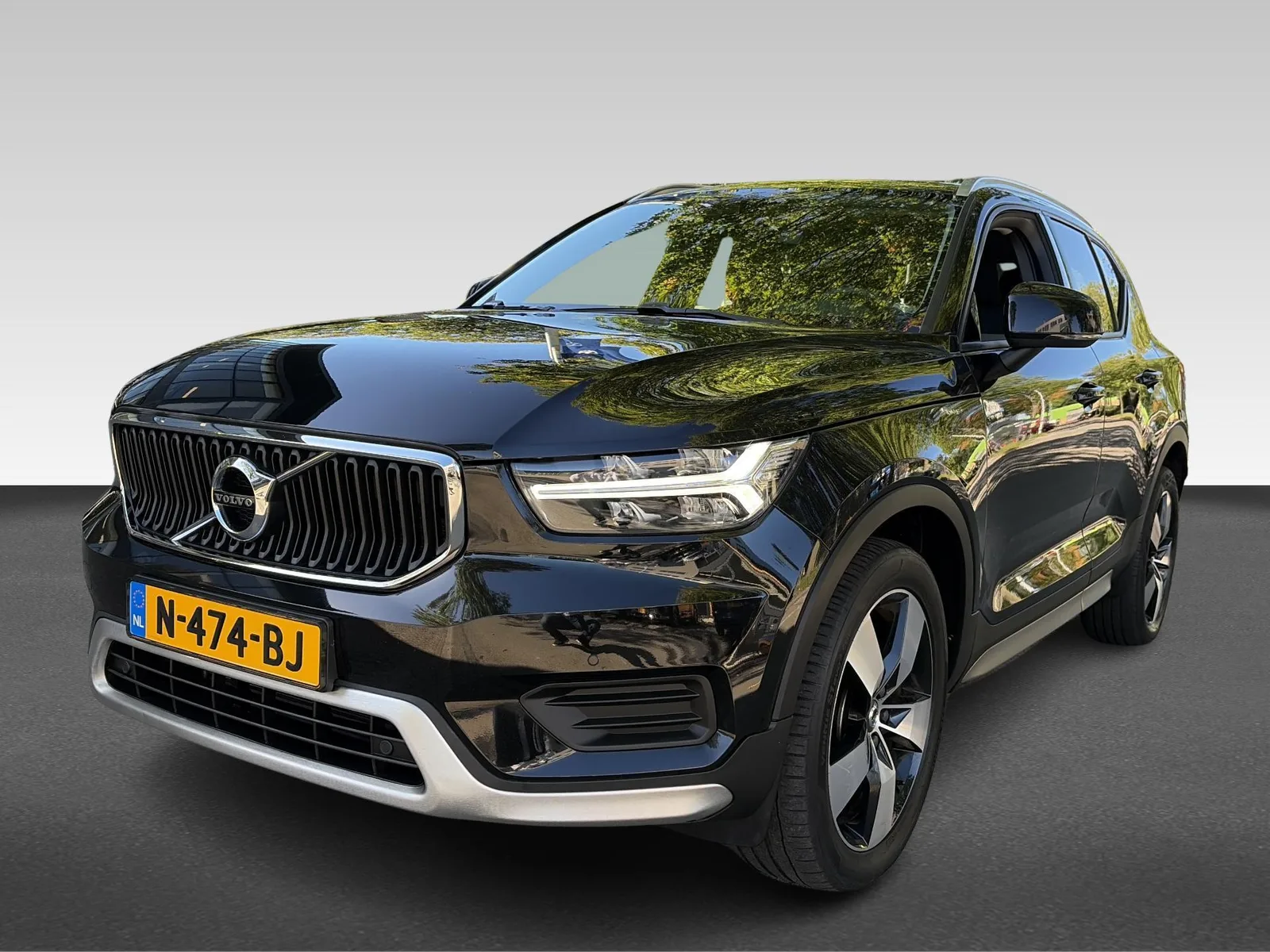 Volvo XC40 (2021) — foto 1