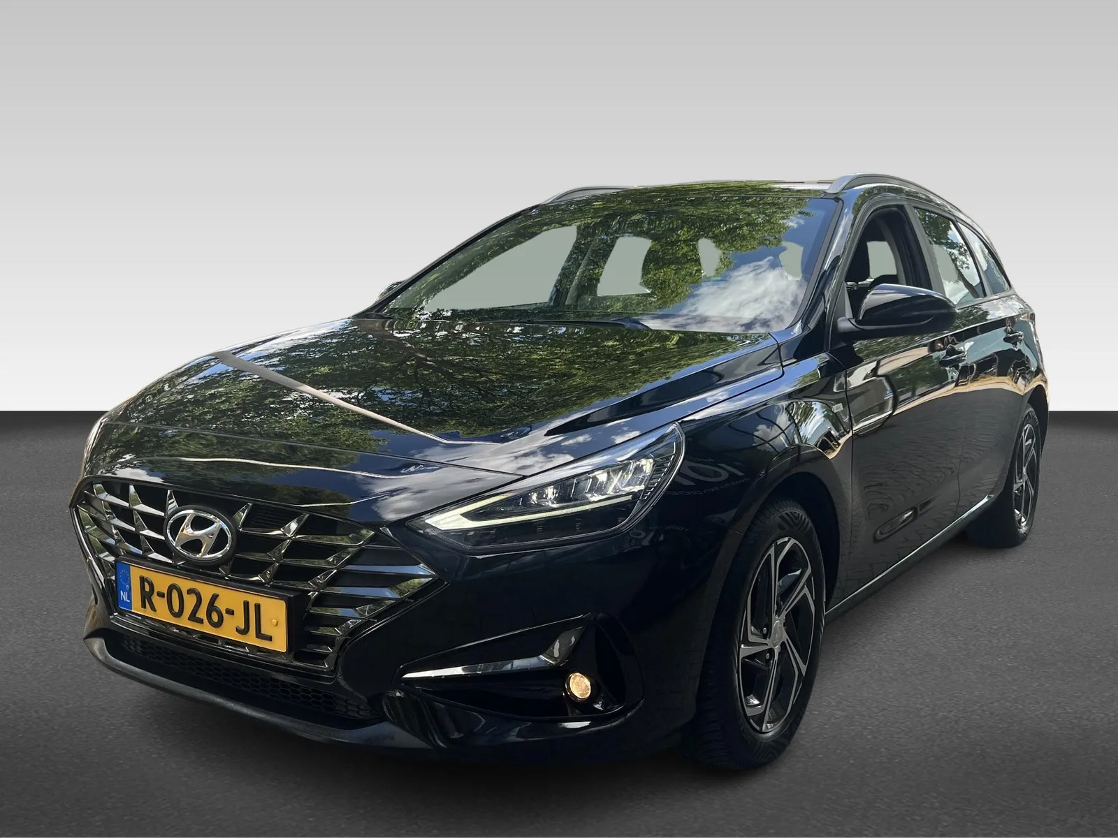 Hyundai i30 (2022) — foto 1
