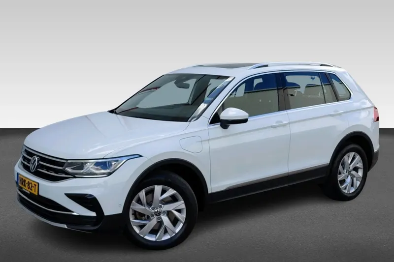 Volkswagen Tiguan (2021)