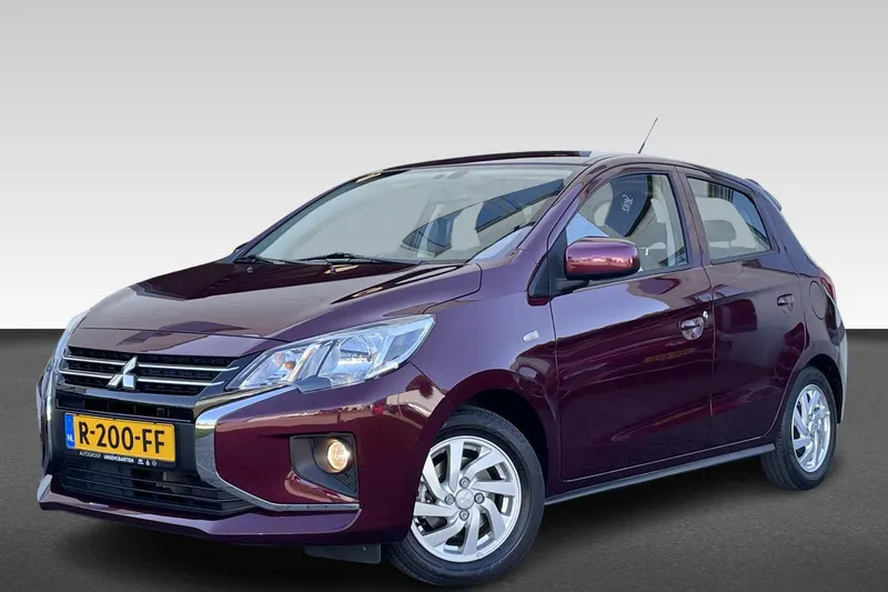 Mitsubishi Space Star (2022)