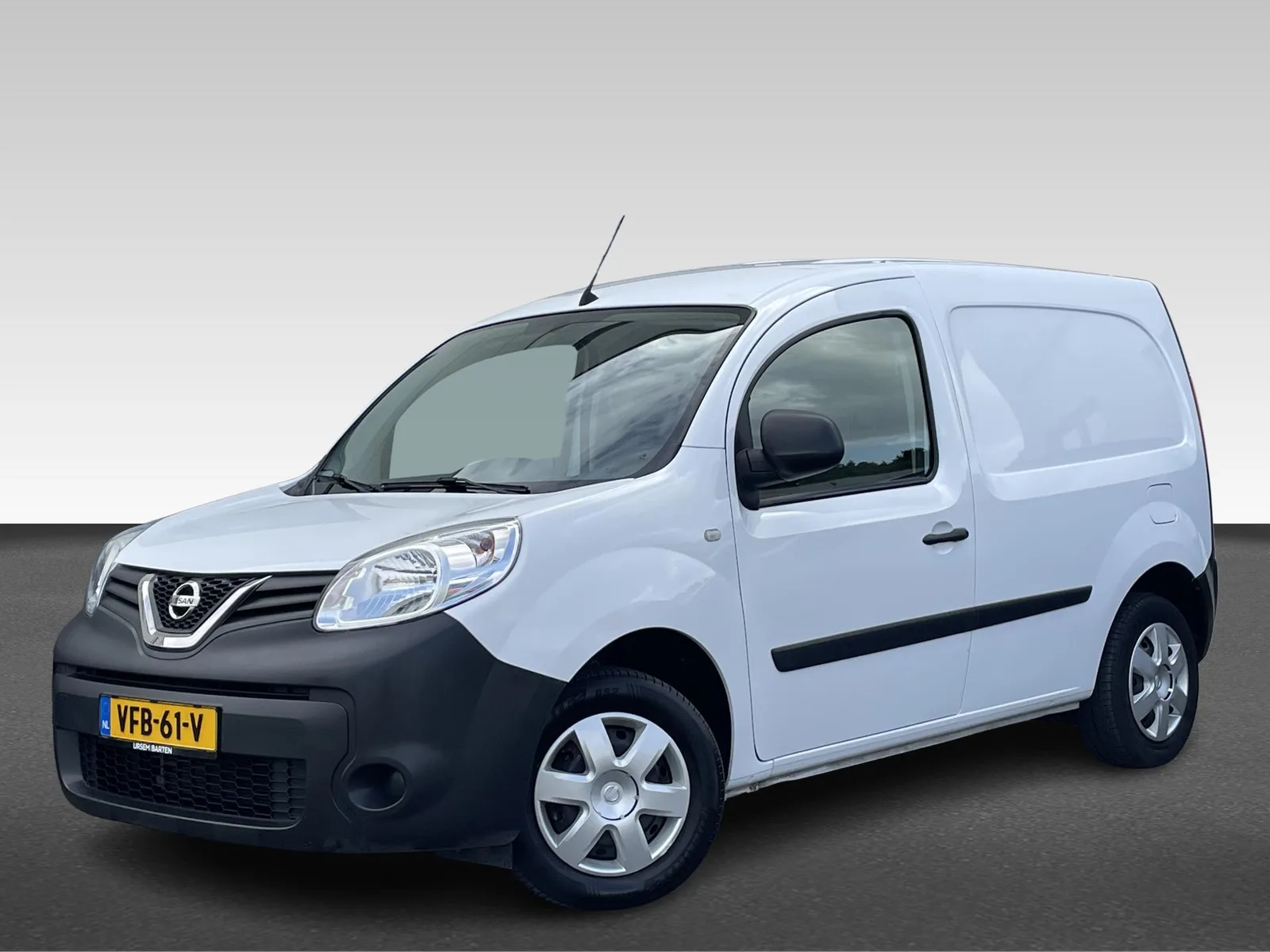 Nissan NV250 (2020) — foto 1