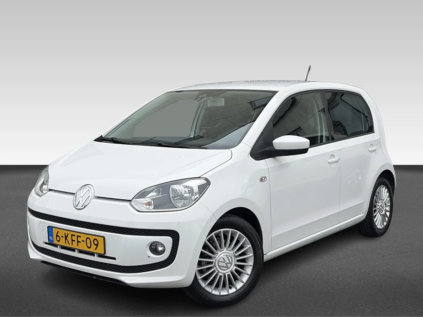 Volkswagen Up! (2013) — foto 1