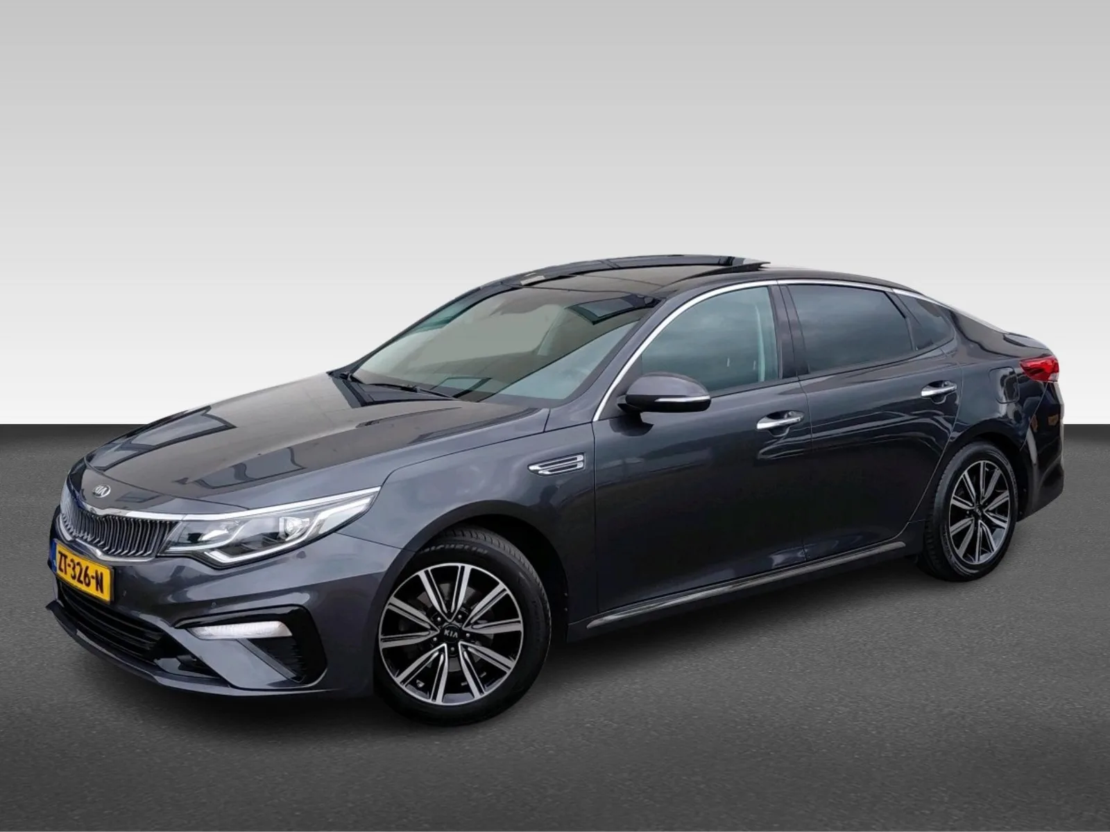 Kia Optima (2019) — foto 1
