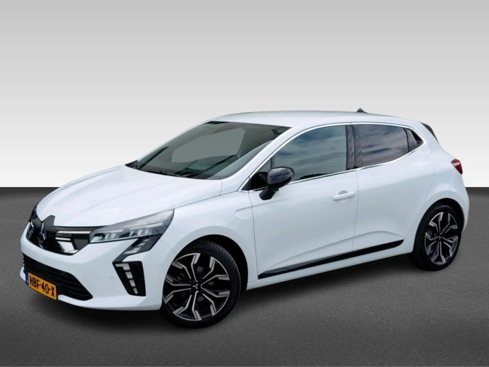 Mitsubishi Colt (2025) — foto 1
