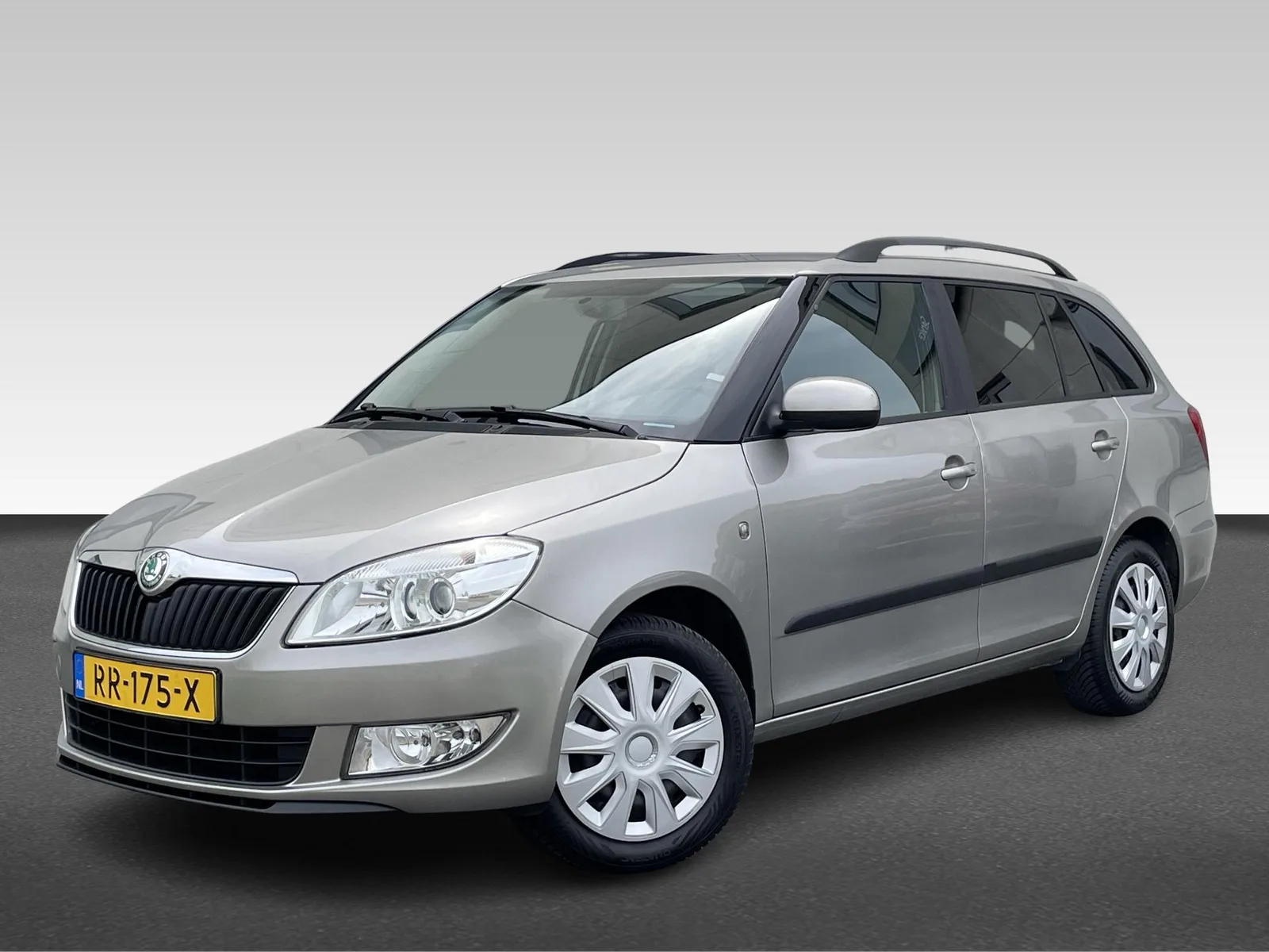 Škoda Fabia (2012) — foto 1