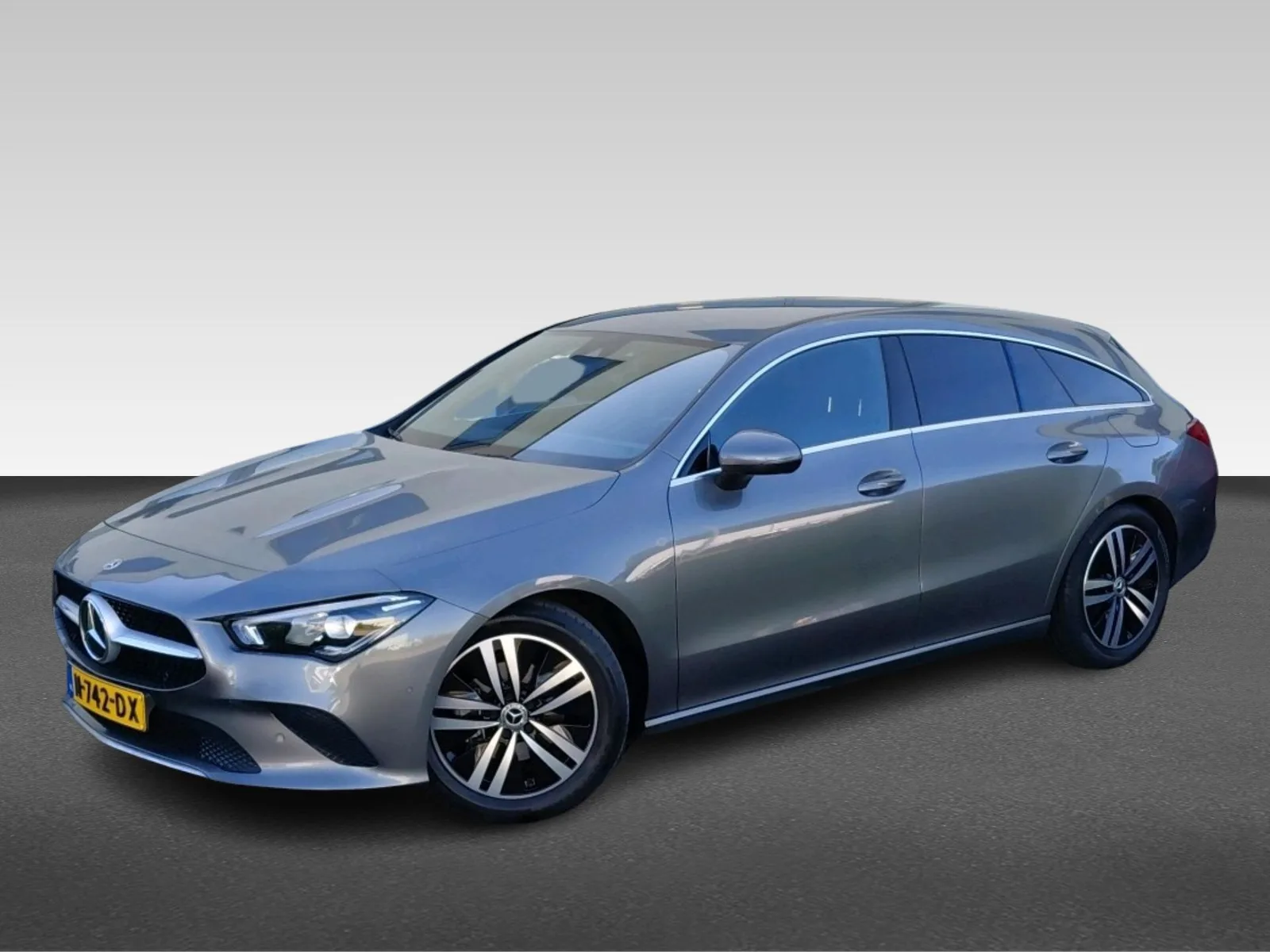 Mercedes-Benz CLA-Klasse (2021) — foto 1