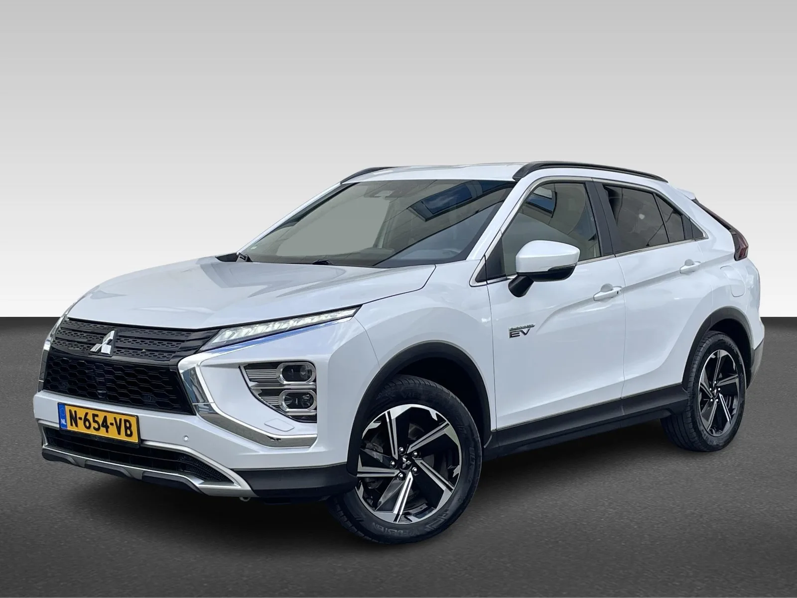 Mitsubishi Eclipse Cross (2022) — foto 1
