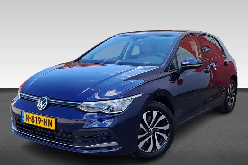 Volkswagen Golf (2022)