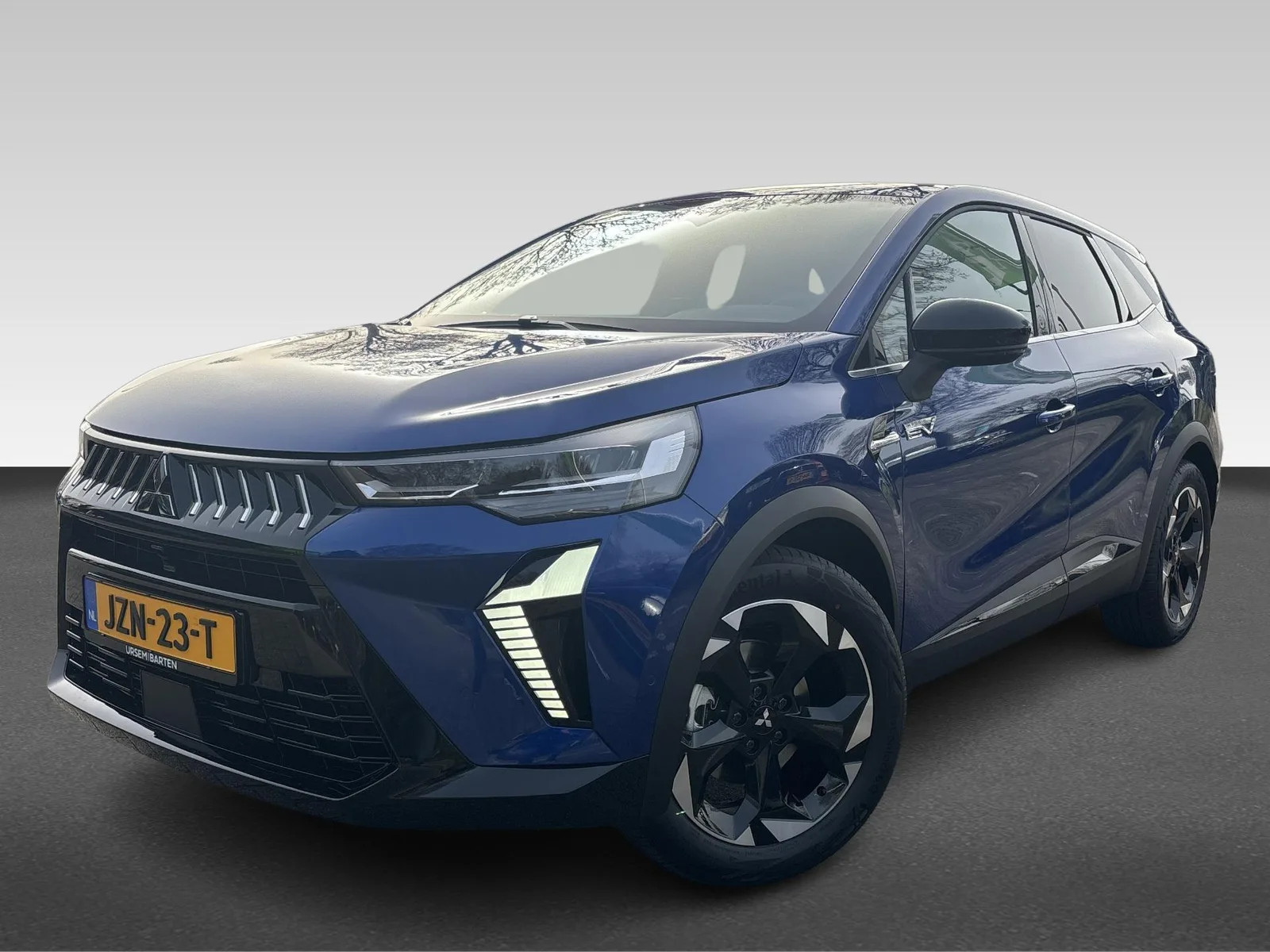 Mitsubishi Grandis (2026) — foto 1