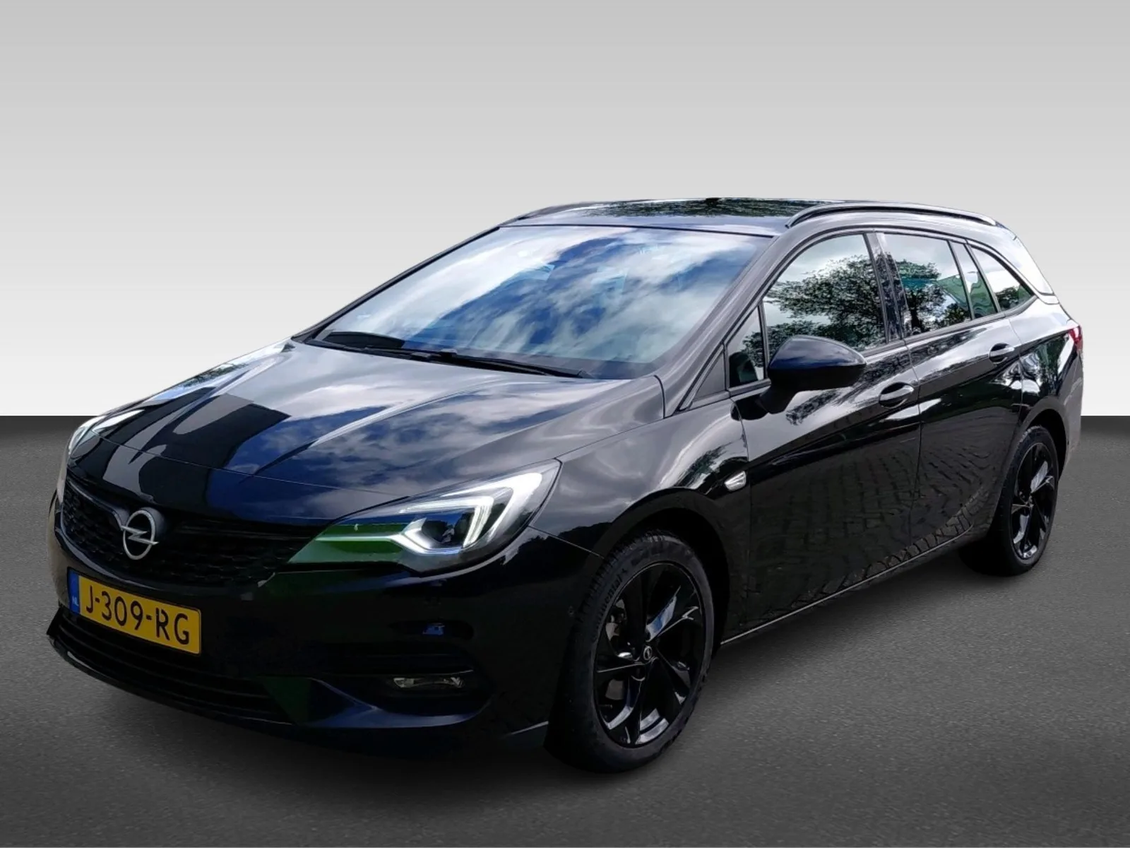 Opel Astra (2020) — foto 1