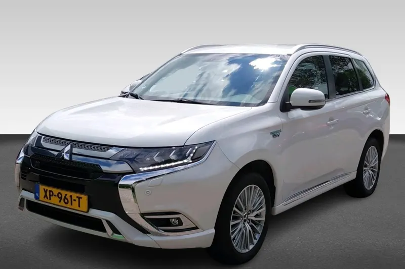 Mitsubishi Outlander (2019)