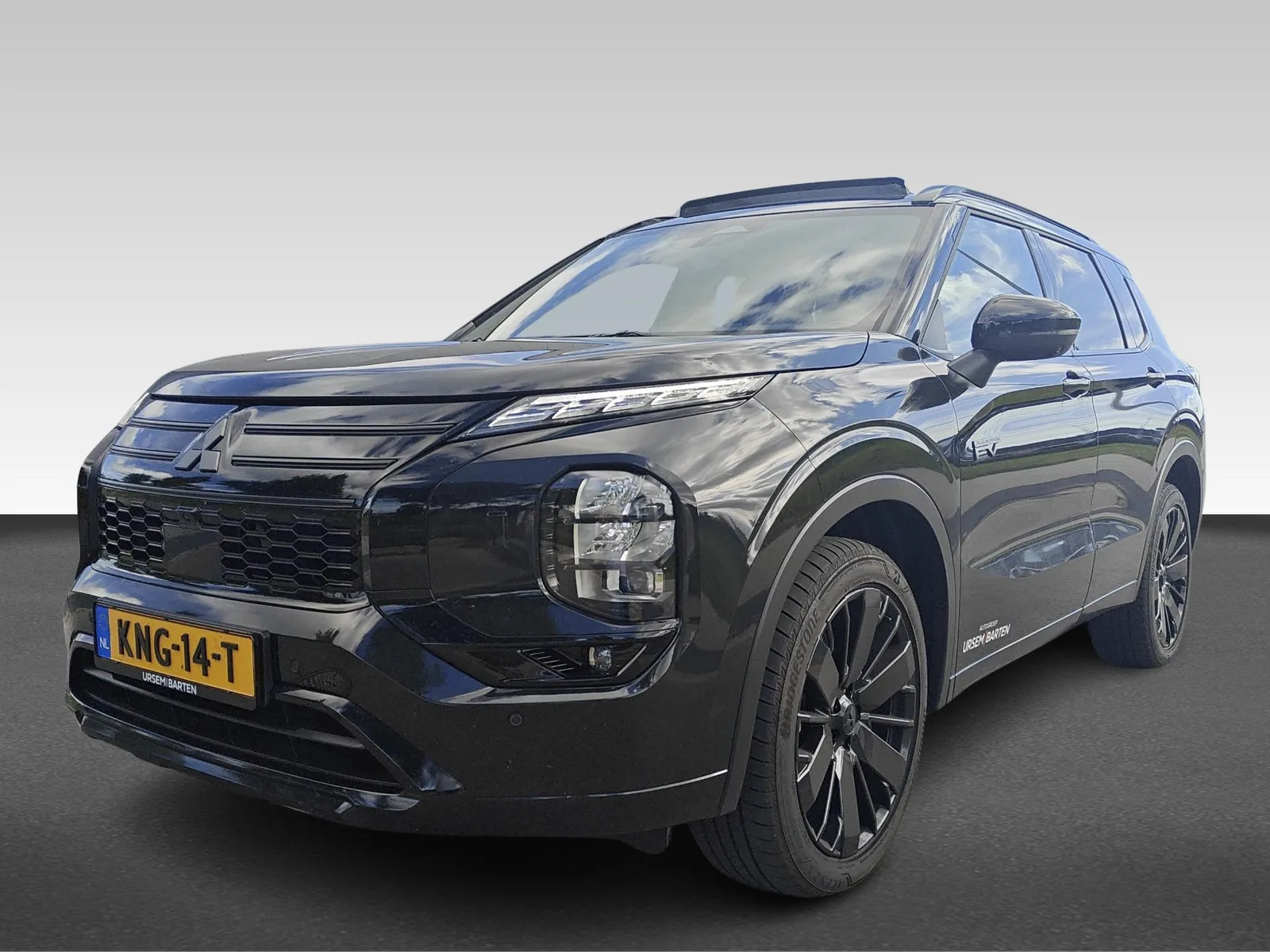 Mitsubishi Outlander (2026) — foto 1