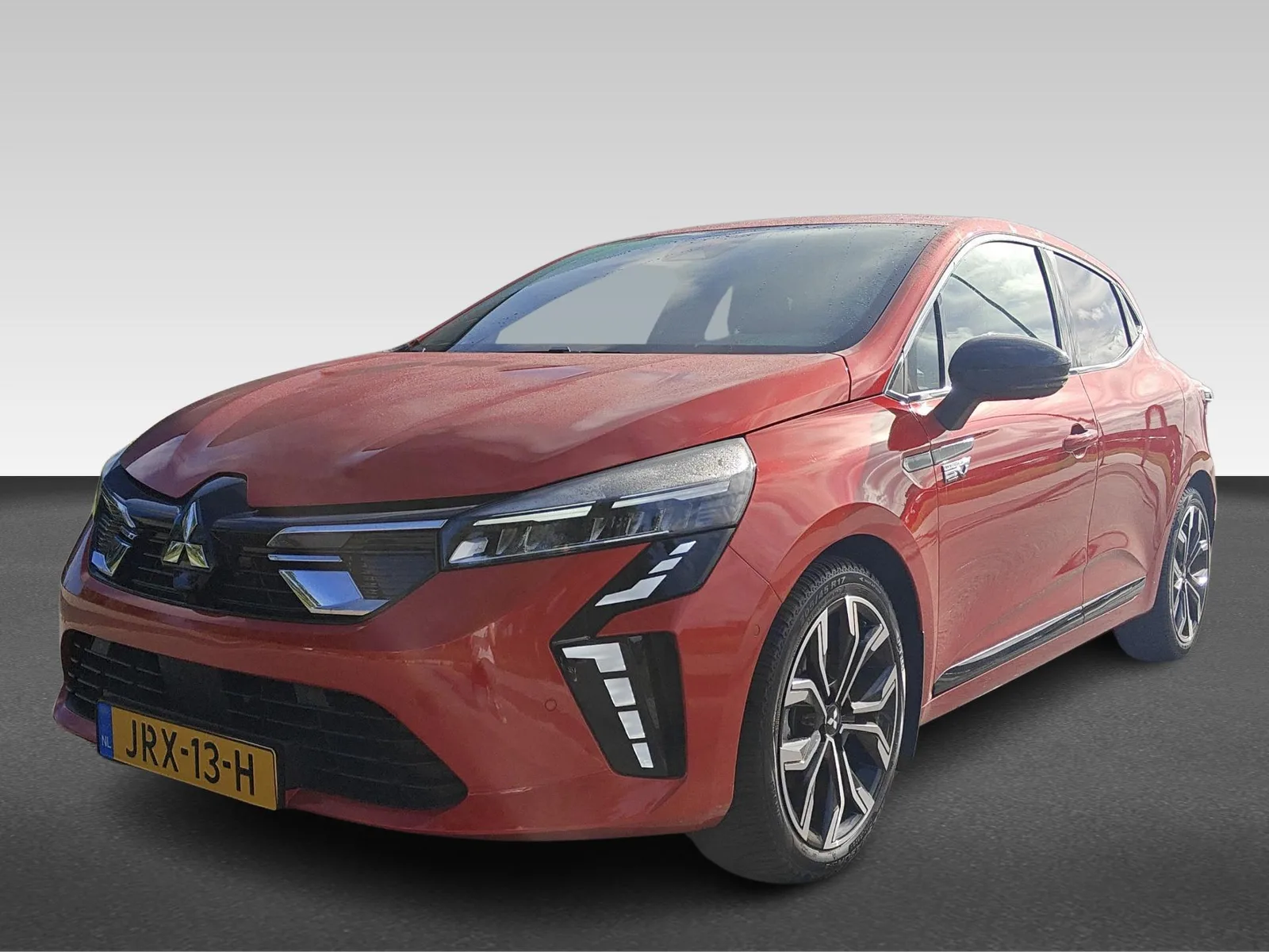 Mitsubishi Colt (2024) — foto 1