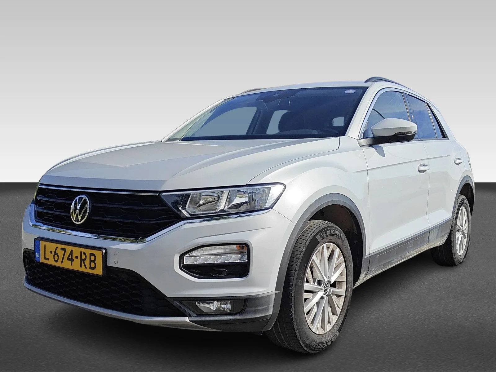 Volkswagen T-Roc (2021) — foto 1