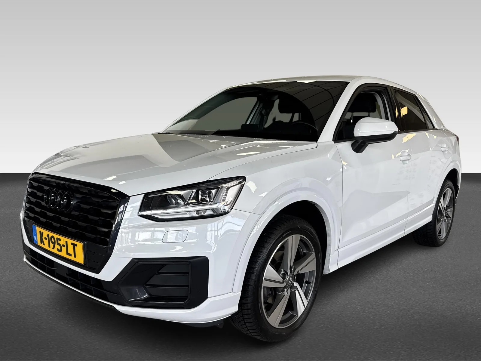 Audi Q2 (2021) — foto 1
