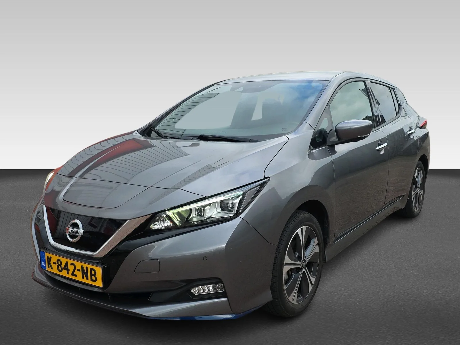 Nissan Leaf (2021) — foto 1