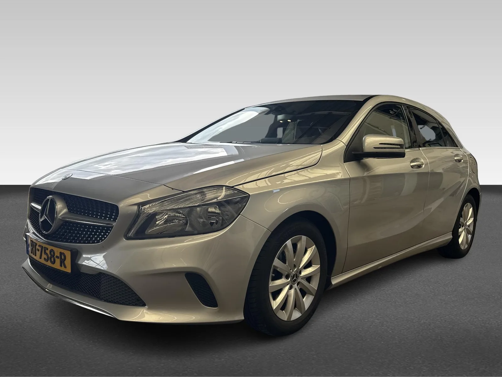 Mercedes-Benz A-Klasse (2018) — foto 1