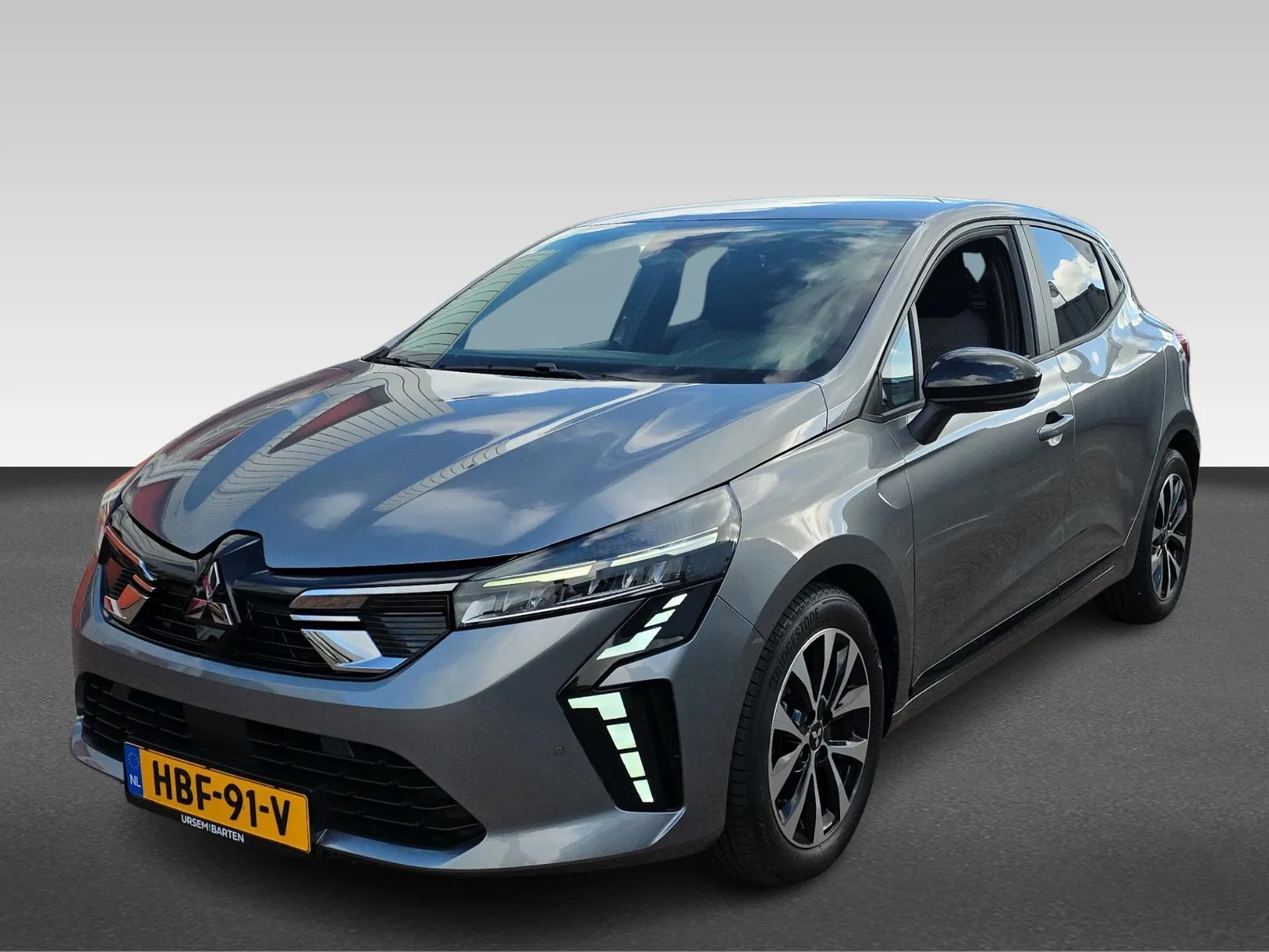 Mitsubishi Colt (2025) — foto 1