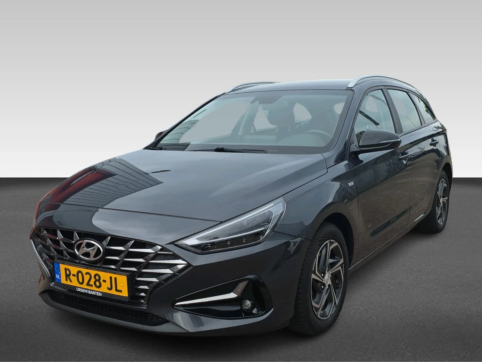 Hyundai i30 (2022) — foto 1