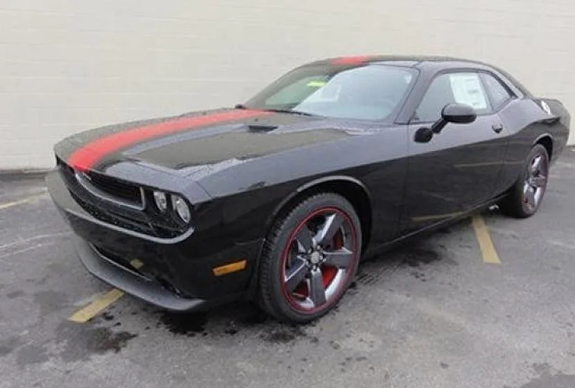 Dodge Challenger (2020) — foto 1