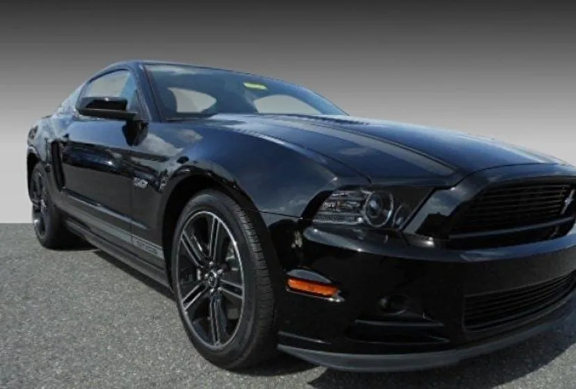 Ford Mustang (2014) — foto 1