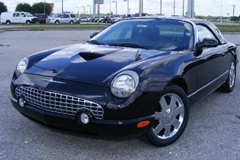 Ford Thunderbird (2005)
