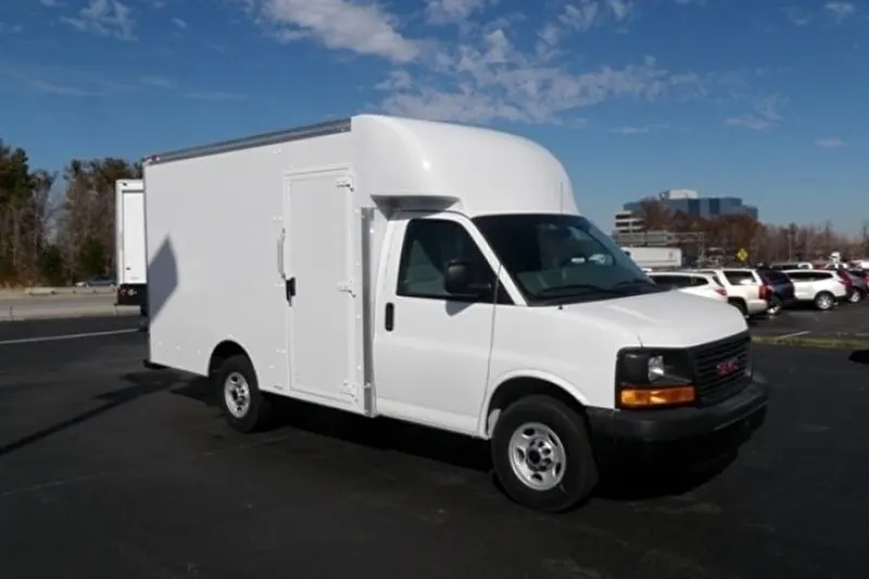 GMC Savana (2013)