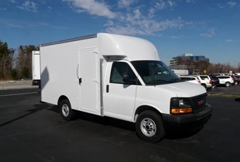 GMC Savana (2013) — foto 1