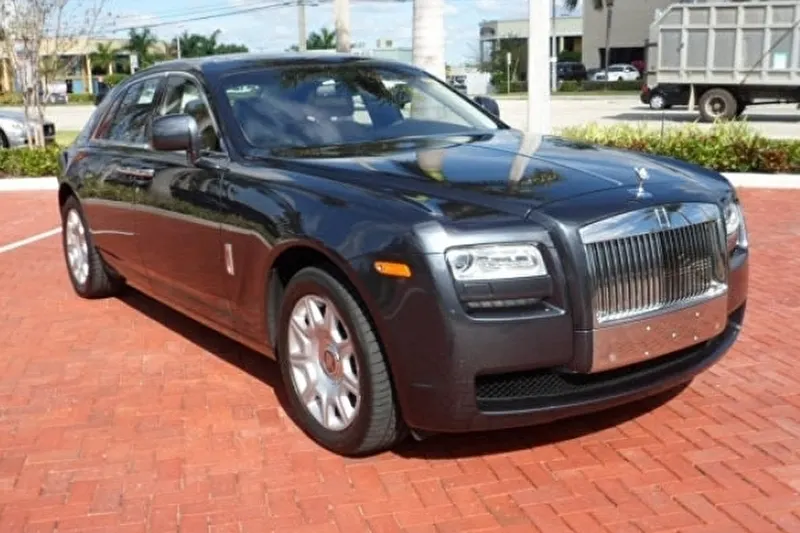 Rolls-Royce Ghost (2010)