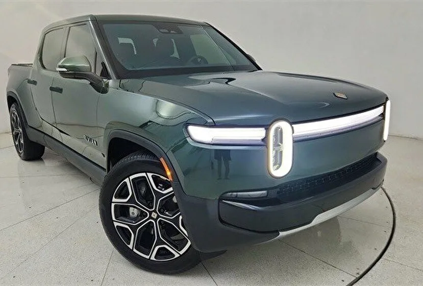 Rivian Lezen (2026) — foto 1