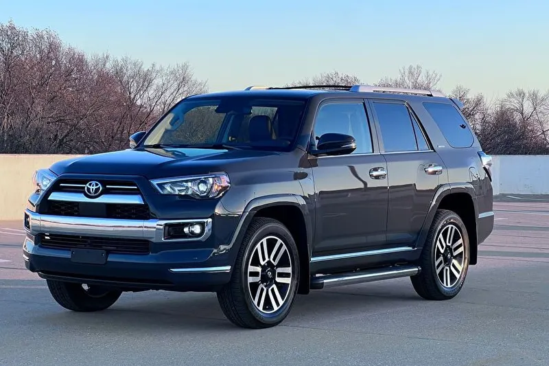 Toyota 4 Runner (2024)