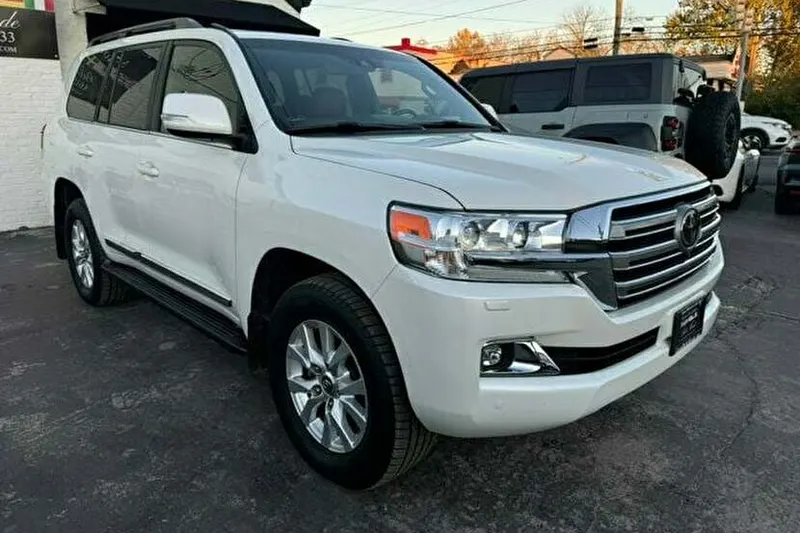 Toyota Land Cruiser (2017)