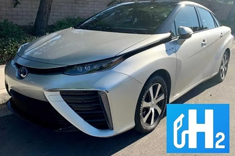 Toyota Mirai (2017)