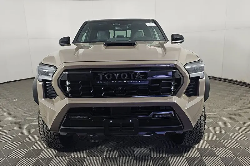 Toyota Tacoma (2025)
