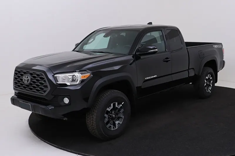 Toyota Tacoma (2023)