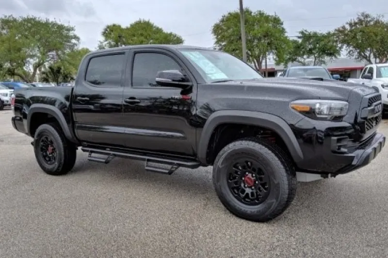Toyota Tacoma (2023)