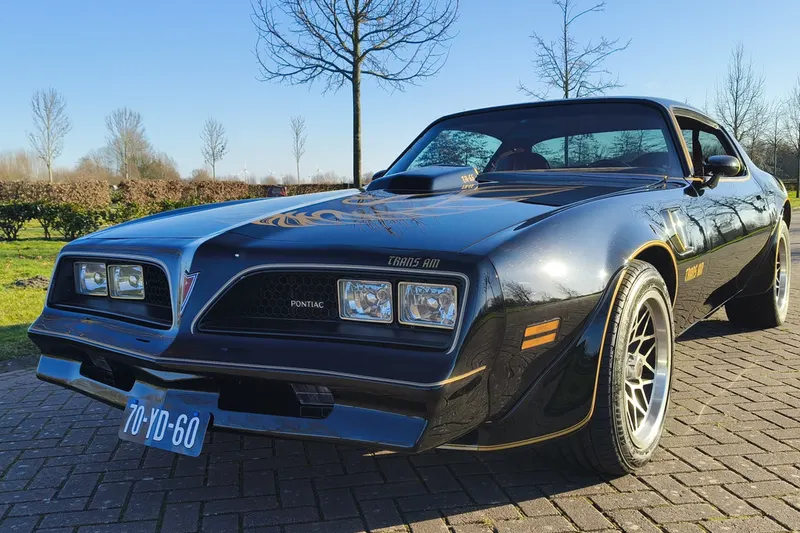 Pontiac Firebird (1977)