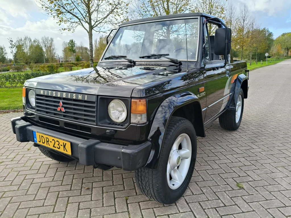 Mitsubishi Pajero (1987) — foto 1